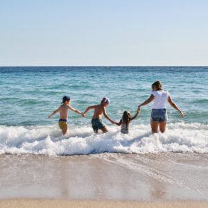 Sortie en famille sur la plage de Bonporteau à Cavalaire dans le Golfe de Saint-Tropez